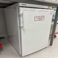 Liebherr T1410 Refrigerator image 1